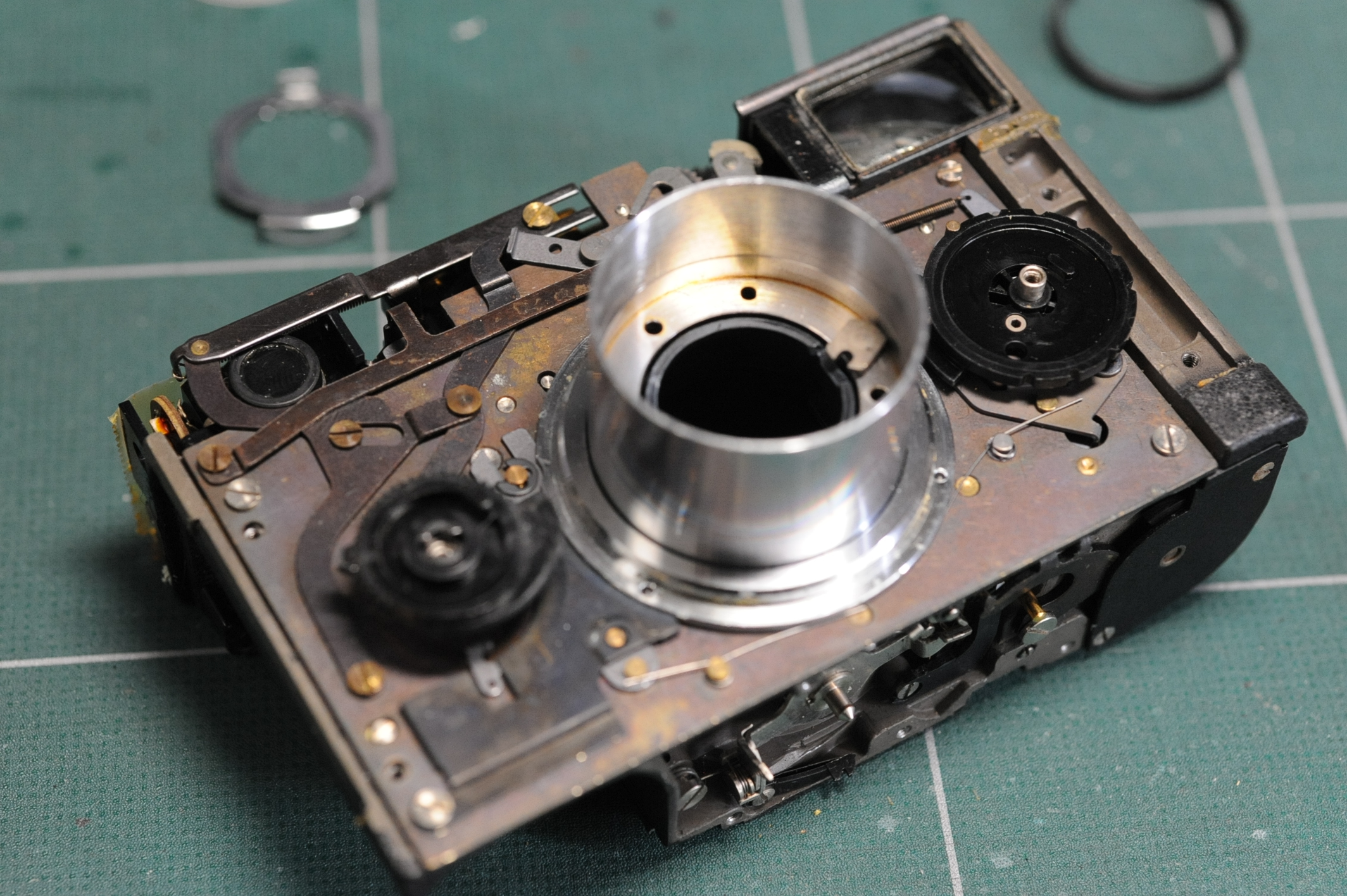ローライ35の修理 | ブログ｜東京都世田谷区のカメラ修理屋 ヨコタカメラ